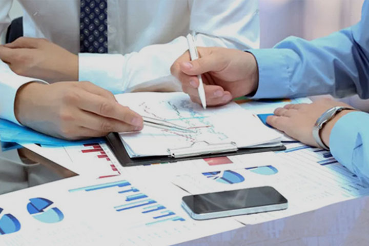 Research & Consulting